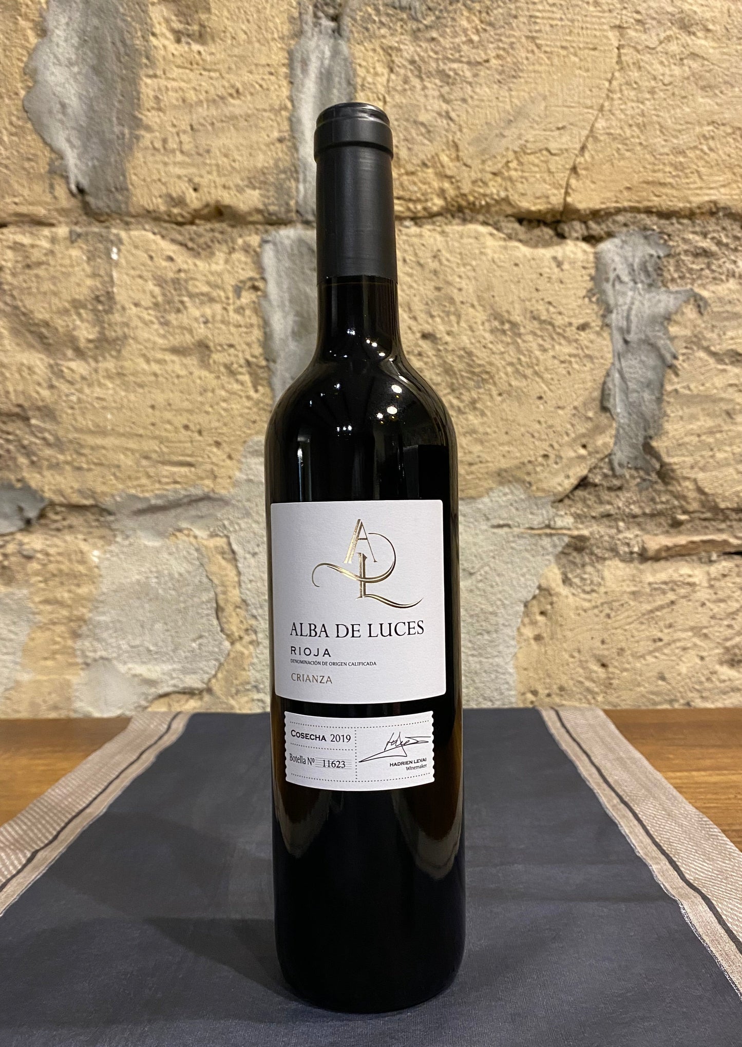 TEMPRANILLO ALBA DE LUCES RIOJA CRIANZA 2019-CASTILLLO DE ARESAN